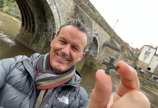 Gary Bankhead, Elvet Bridge, Pilgrim souvenir 